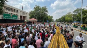 indian protest near bangladesh ambecy