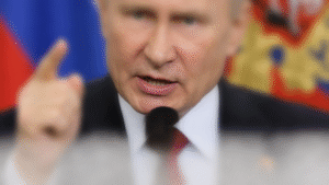 putin 16 9 blurred bg